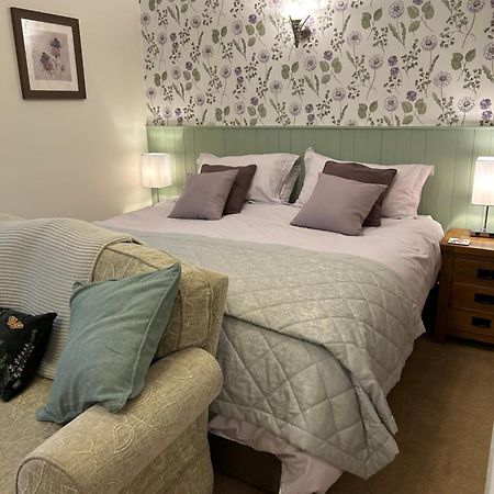 Birchleigh Guest House Grange-over-Sands Exteriör bild