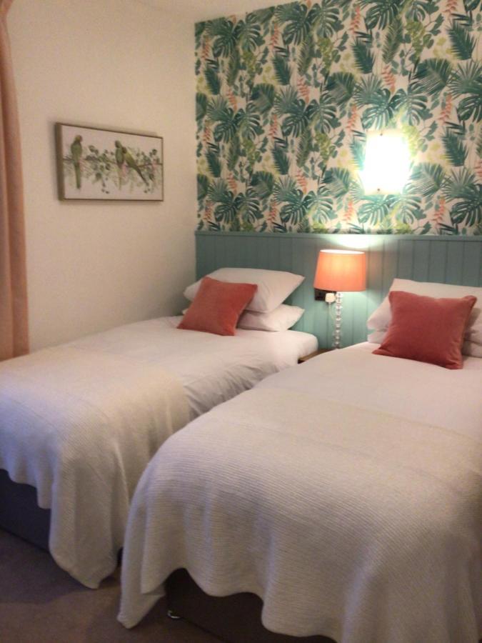 Birchleigh Guest House Grange-over-Sands Exteriör bild